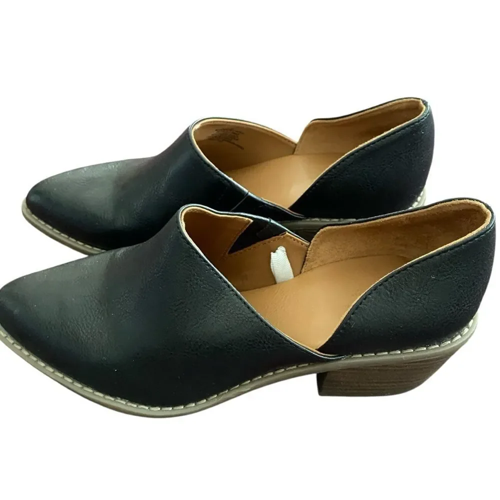 Universal Thread Black Leather Slip‑On Shoes – NWOT – Size 7